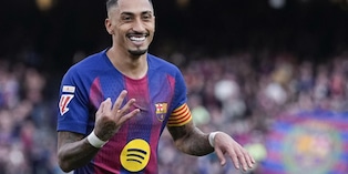 Barcellona, Raphinha ricaccia a -4 il Real Madrid con una tripletta