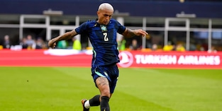 Roma, infortunio per Wesley: ha già lasciato il ritiro con il Brasile. Le condizioni