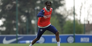 Inter-Roma, Chivu perde Bisseck per un problema muscolare