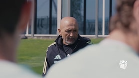 Spalletti alla squadra: "Ho rinnovato con la Juventus" Poi la gag alla fine dell'annuncio