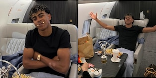 “Vi sembra professionale?”, bufera su Yamal per una foto prima dell’infortunio: in jet con cibo spazzatura