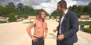 Brocchi "travestito" da Llorente: il siparietto comico con quel caffè con tre pezzi di burro