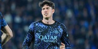 Bastoni, l’abbraccio di San Siro con il futuro in bilico: ci sarà per la notte decisiva