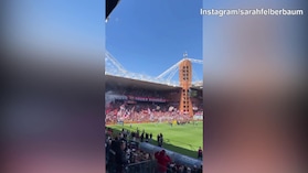 Genoa, il coro della Gradinata per Daniele De Rossi