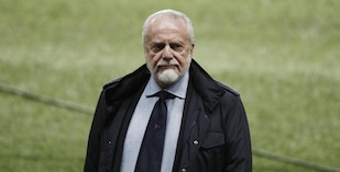 De Laurentiis si tiene il Napoli: rifiutata un'incredibile offerta da due miliardi di un fondo