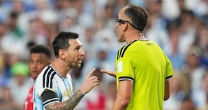 Messi furioso contro l'arbitro in Argentina-Svizzera: "Non mancarmi di rispetto"