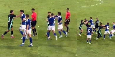 FOTO L'amichevole Betis-Como si trasforma in follia: cazzotti e rissa in campo