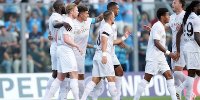 Napoli, vittoria da applausi contro il Girona. De Bruyne regala spettacolo: che doppietta!