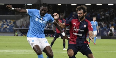 Anguissa fa godere il Napoli: Cagliari battuto al 95'. Seconda vittoria per Conte
