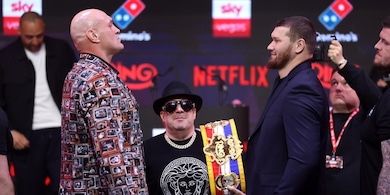 Tyson Fury sfida l'uomo che ha combattuto un orso a mani nude: chi è Arslanbek Makhmudov, soprannominato la Bestia
