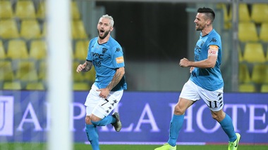 Il Benevento non si ferma più: 2-0 al Livorno, quarta vittoria consecutiva