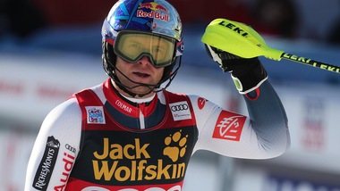 Pinturault vince la combinata a Bormio, Kilde scalza Paris in classifica generale