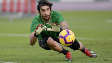 Genoa, ecco Perin e Behrami: in corso le visite mediche