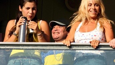 Coronavirus, Gianinna Maradona: "Non incolpate mio padre per l'aumento dei contagi"