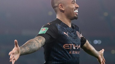 Manchester City, Gabriel Jesus e Walker positivi al coronavirus