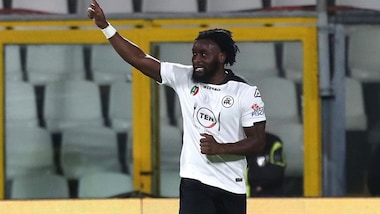 West Ham su Nzola, ma lo Spezia vuole blindarlo