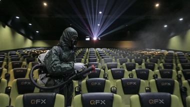 Da cinema e teatri a palestre e piscine: cosa accadrà dopo il 6 gennaio