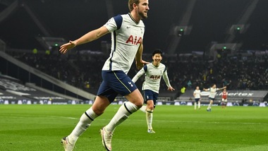 "Kane al Manchester City: Guardiola offre oltre 100 milioni al Tottenham"