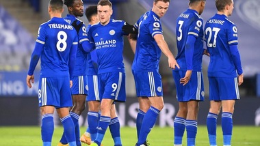 Premier, il Leicester batte il Chelsea e balza in testa. Under resta in panchina
