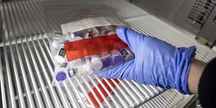 Vaccino russo Sputnik con AstraZeneca per vincere il Covid