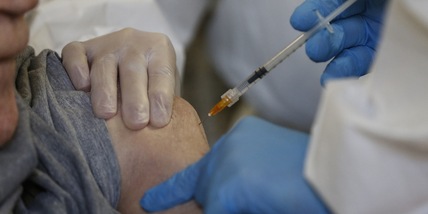 Vaccini Covid, per gli over 80 slittano in molte regioni