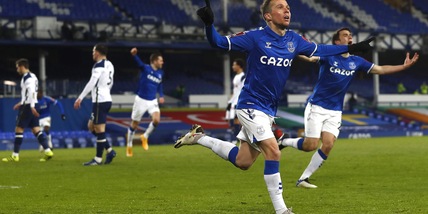 Fa Cup, Ancelotti-Mourinho show: Everton batte Tottenham 5-4 dopo 120'