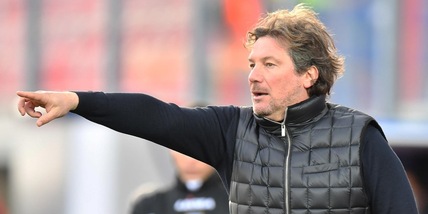 Crotone, Stroppa: "Cagliari? Come se fosse l'ultima spiaggia"