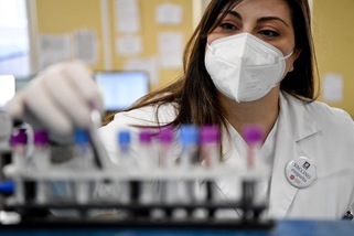 Cartabellotta: "Covid? Calma apparente, i casi aumenteranno"