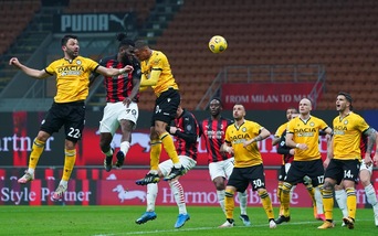 Moviola: Milan, giusto il rigore. Roma, Mancini rischia