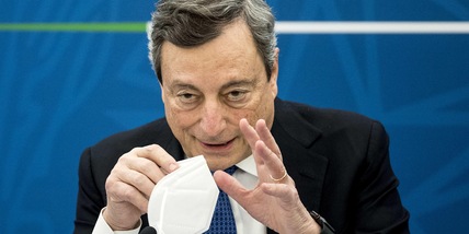 Covid, Draghi vaccinato con AstraZeneca