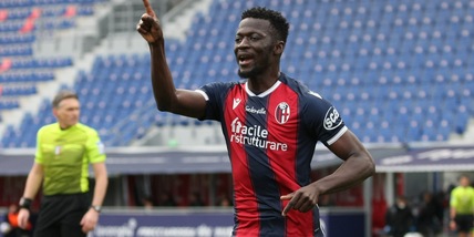 Bologna, gioia Barrow: corre verso l'Inter