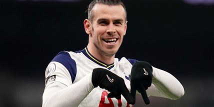 Incredibile Bale: "Gli alieni esistono e li stanno nascondendo"