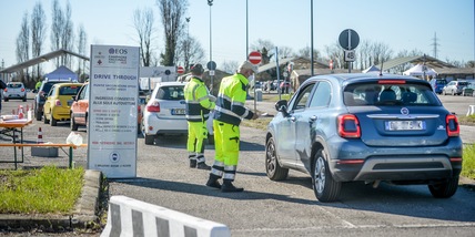 Coronavirus, il bollettino di oggi: 718 morti e 18.938 contagi