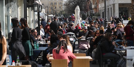 Ecco il piano riaperture per ristoranti, bar, stadi, cinema e musei