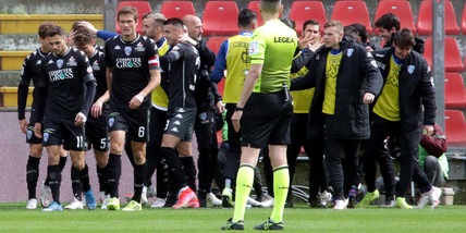 Serie B, Cremonese-Empoli 2-2. A Dionisi non basta Mancuso