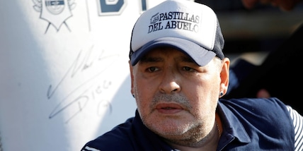 Maradona, regali da 4 milioni di dollari per parenti e amici