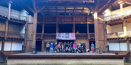Roma, gruppo di lavoratori dello spettacolo occupa il Globe Theatre
