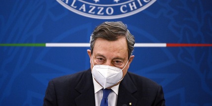 La conferenza di Draghi: scuole e ristoranti, si riapre. Le date