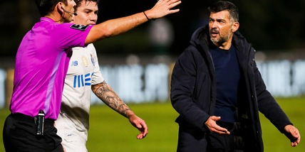 Conceicao, furia sull'arbitro: "Sei un ladro". Maxi squalifica