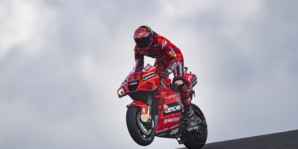 MotoGp, prove libere 2 Gp Spagna: Bagnaia in testa, Rossi 21°