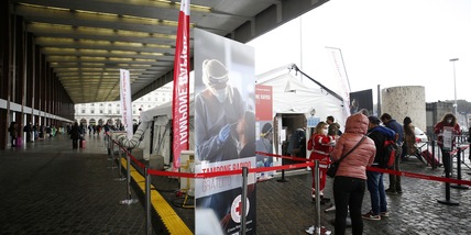 Coronavirus, il bollettino di oggi: 305 morti e 9.116 contagi