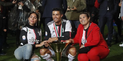 La mamma di Cristiano Ronaldo: "Tornerà allo Sporting Lisbona"