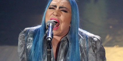 Loredana Bertè choc: "Presa a calci e pugni, poi violentata"