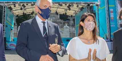 Gravina: "Più tifosi per i quarti. Eriksen? Ora corsi ai giocatori"