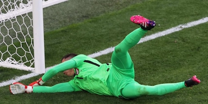 Szczesny, incredibile record e altro autogol della Juve agli Europei