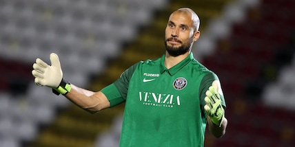 Calciomercato Venezia, Maenpaa rinnova: è ufficiale