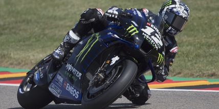 MotoGp, prove libere 1 Gp Olanda: Vinales davanti, Rossi 15°