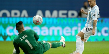 Coppa America, Papu Gomez manda l'Argentina ai quarti: Paraguay ko