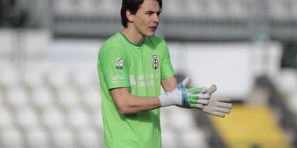 Calciomercato Crotone, ecco Saro: "Grazie per l'accoglienza"