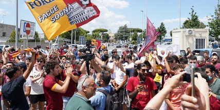 Mourinho, Napoli, Lazio e Varane: le ultimissime